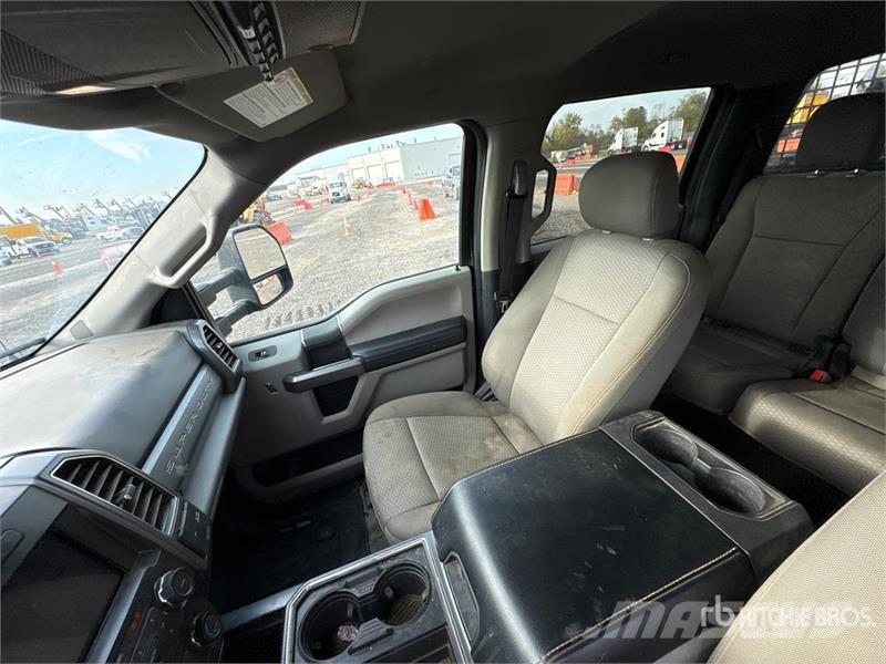 Ford F-350 4x4 Crew Cab Service Truck Kommunal-Sonderfahrzeuge