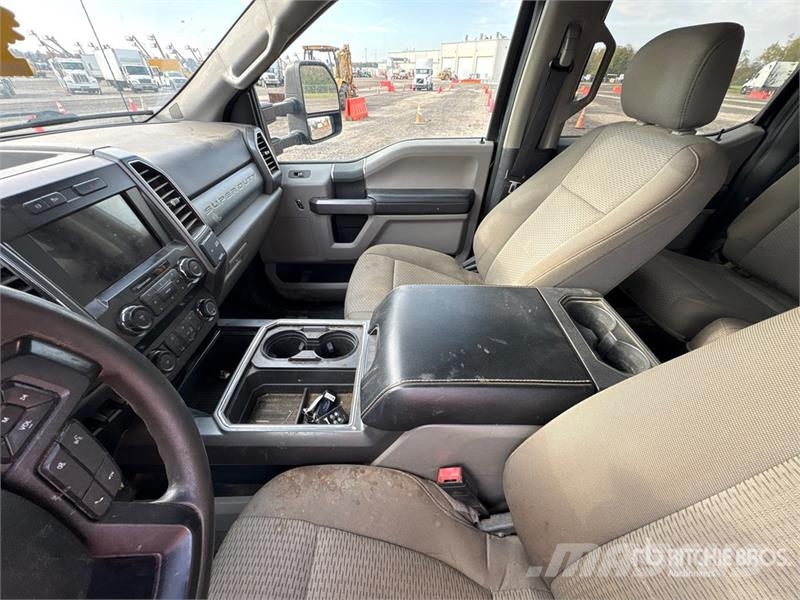 Ford F-350 4x4 Crew Cab Service Truck Kommunal-Sonderfahrzeuge
