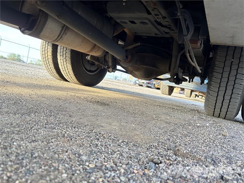 Ford F-350 XL 4x2 Utility Truck Vieglais kravas automobilis/izkraušana no sāniem