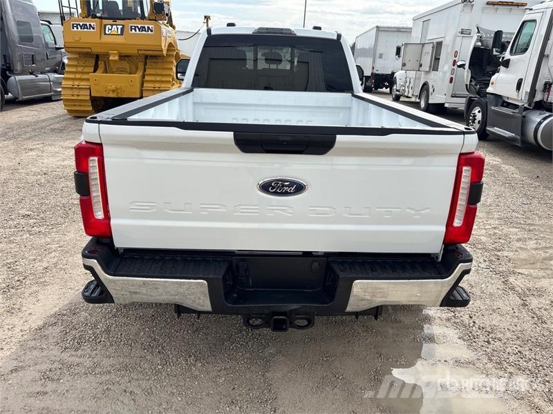 Ford F-350 XL 4x4 Crew Cab Pickup Άλλα Vans