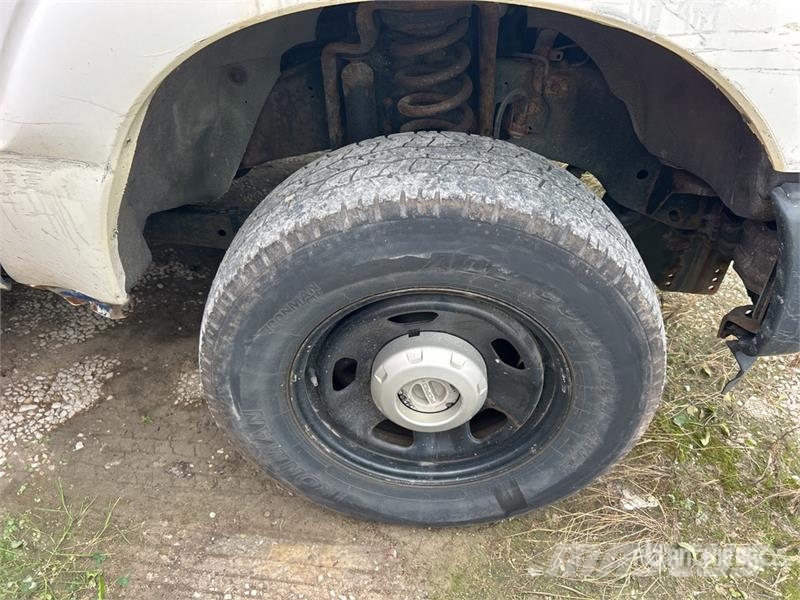 Ford F-350 XL 4x4 Extended Cab Pickup Furgoni altro