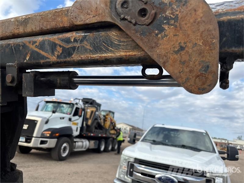 Ford F-350 XL 4x4 Extended Cab Tow Truck Evakuators ar manipulatoru