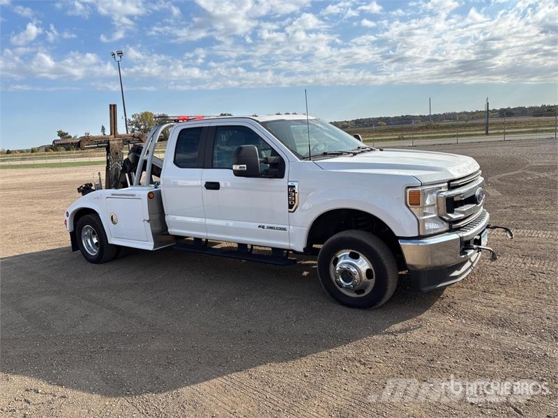 Ford F-350 XL 4x4 Extended Cab Tow Truck Evakuators ar manipulatoru