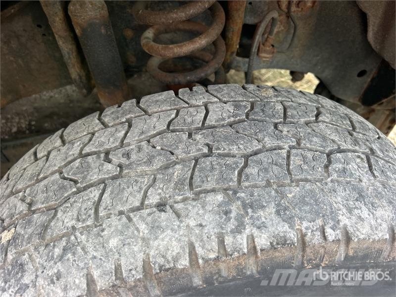 Ford F-350 XL 4x4 Extended Cab Pickup Furgoni altro