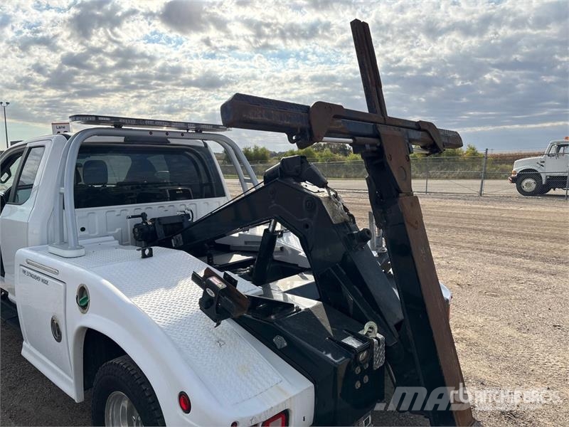 Ford F-350 XL 4x4 Extended Cab Tow Truck Evakuators ar manipulatoru