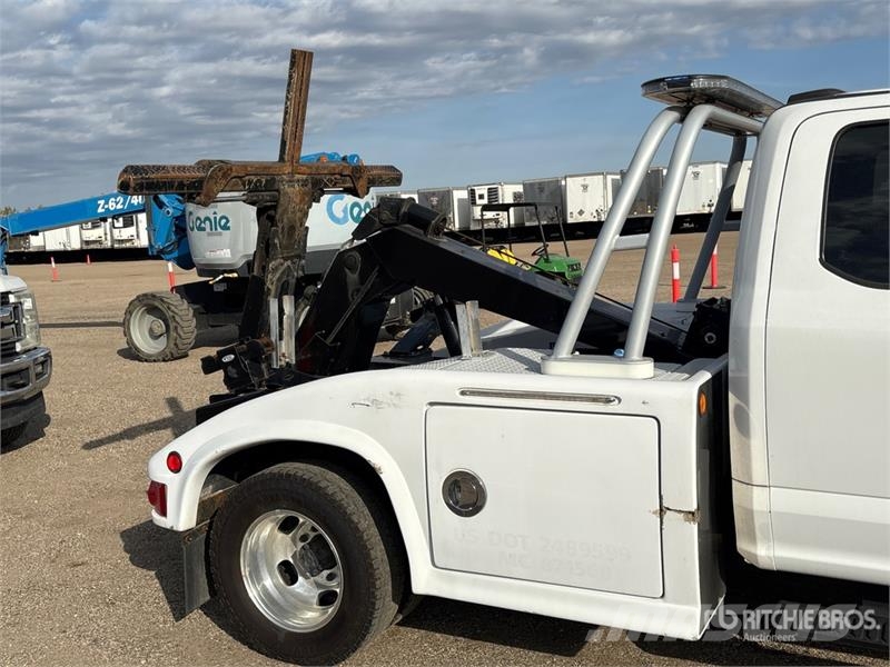 Ford F-350 XL 4x4 Extended Cab Tow Truck Evakuators ar manipulatoru