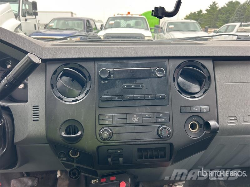 Ford F-350 XL 4x4 Extended Cab Pickup Furgoni altro