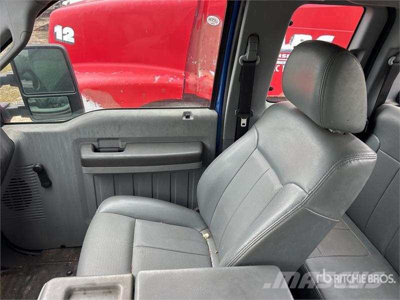 Ford F-350 XL 4x4 Extended Cab Pickup Furgoni altro
