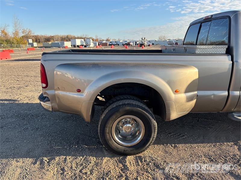 Ford F-350 XLT 4x4 Crew Cab Pickup Прочие фургоны