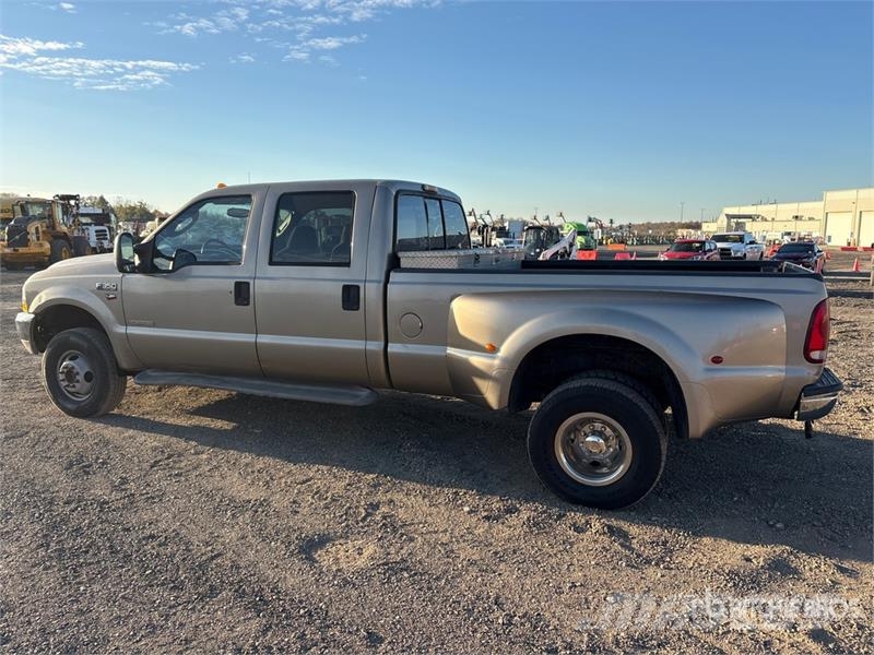 Ford F-350 XLT 4x4 Crew Cab Pickup Прочие фургоны
