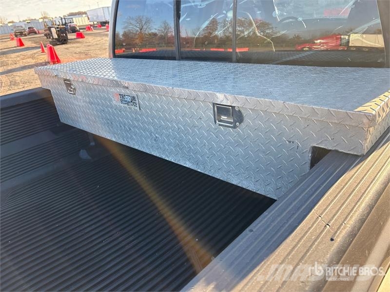 Ford F-350 XLT 4x4 Crew Cab Pickup Прочие фургоны