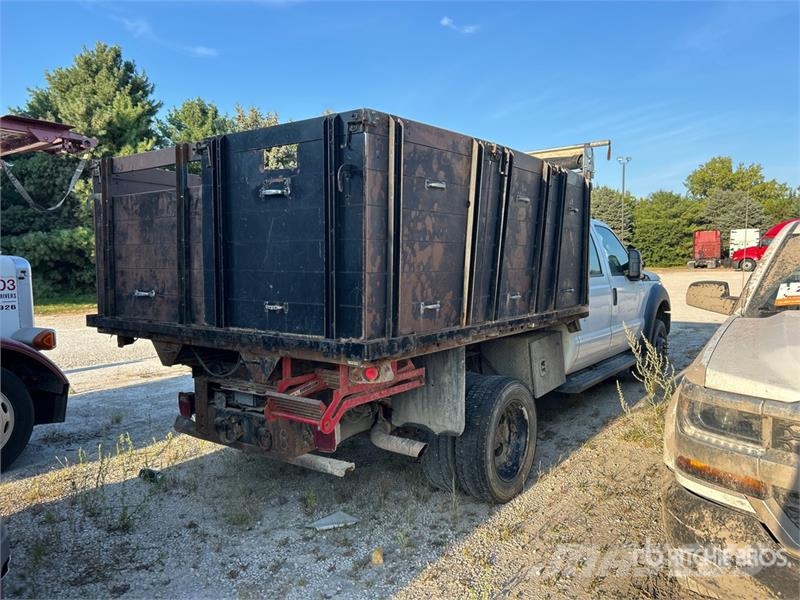Ford F-450 Savivarčių priekabų vilkikai