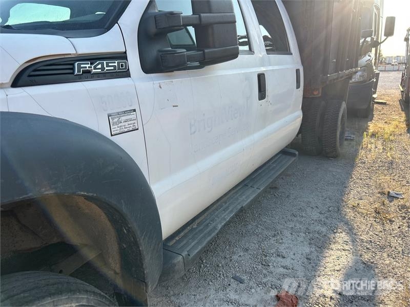 Ford F-450 Savivarčių priekabų vilkikai