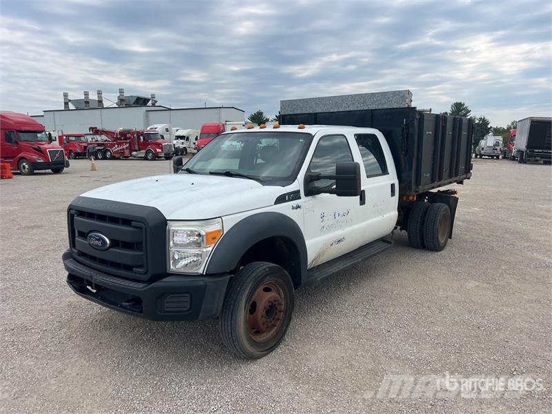 Ford F-450 ダンプ