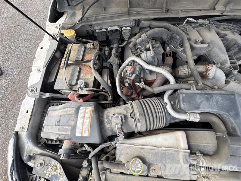 Ford F-450 Ciężarówki typu Platforma / Skrzynia
