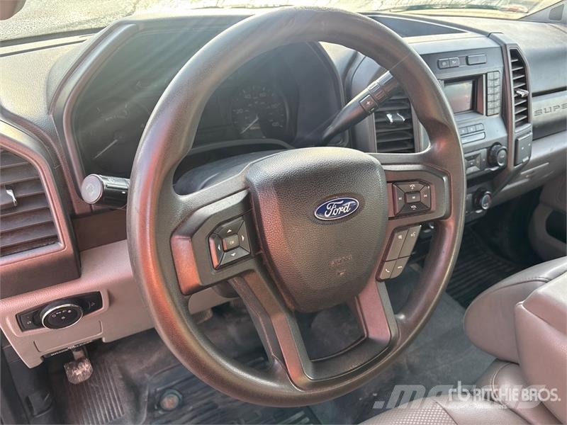 Ford F-450 Kamioni sa otvorenim sandukom