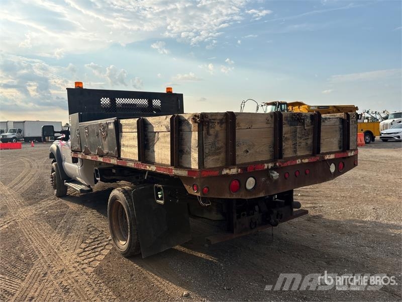 Ford F-450 Platte bakwagens