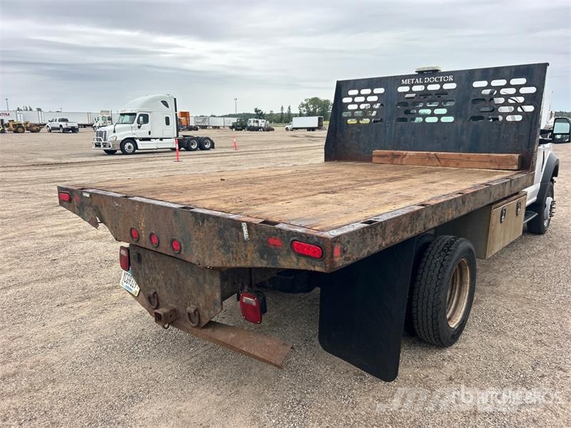 Ford F-450 Flatbed / Dropside trucks