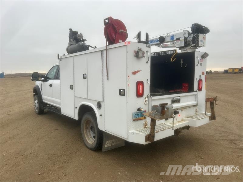 Ford F-450 Pilsētas atkritumvedēji