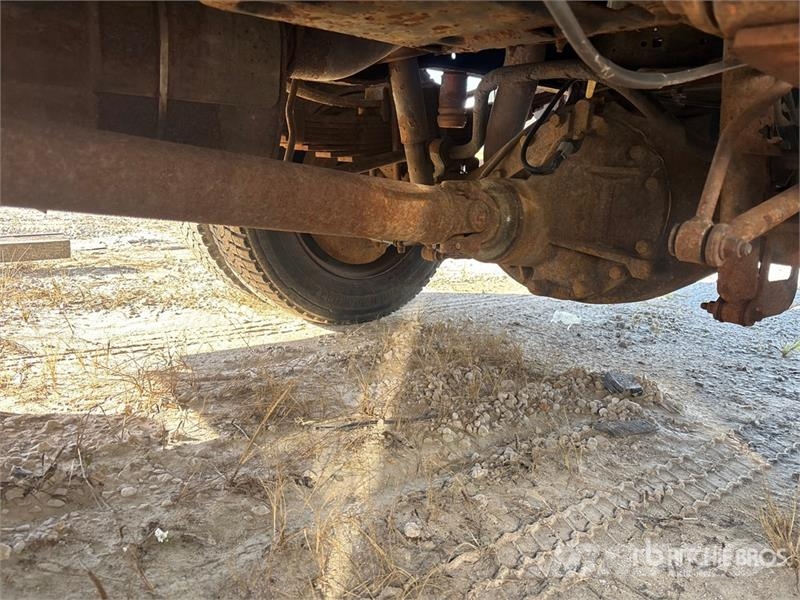 Ford F-450 Pritschenwagen/Pritschenwagen mit Seitenklappe