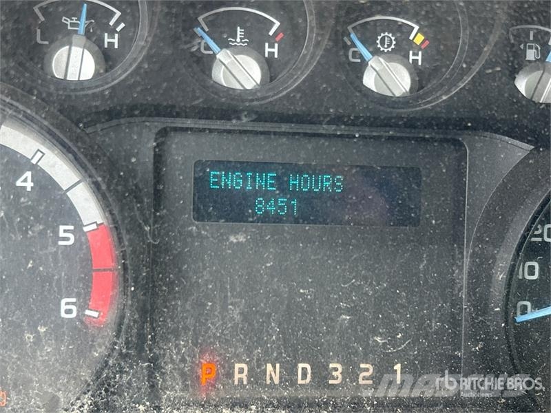 Ford F-450 Savivarčių priekabų vilkikai