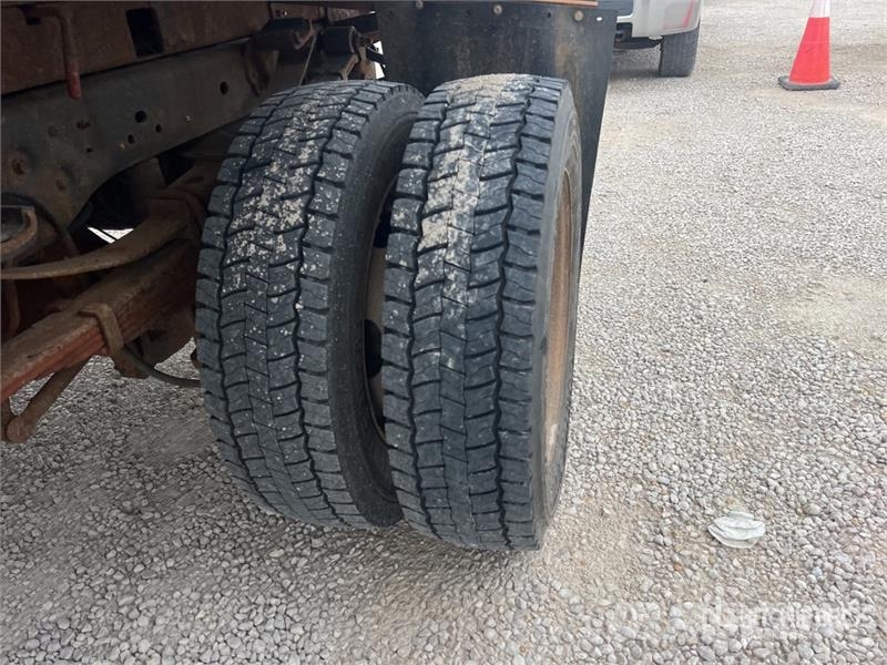 Ford F-450 ダンプ