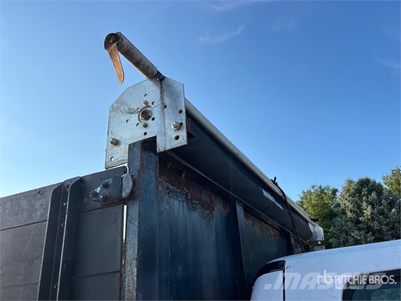 Ford F-450 Savivarčių priekabų vilkikai