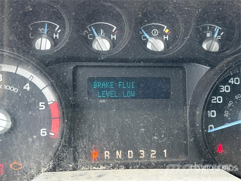 Ford F-450 Savivarčių priekabų vilkikai