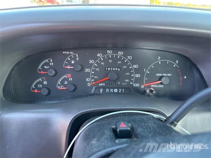 Ford F-450 Грузовики-платформы/боковая разгрузка