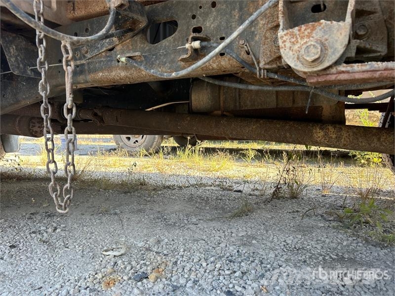 Ford F-450 Savivarčių priekabų vilkikai