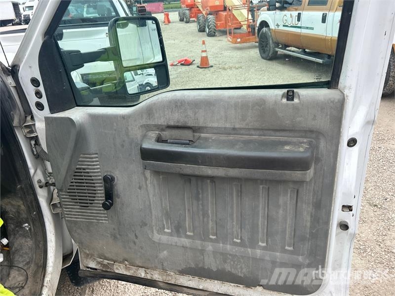 Ford F-450 Kipper