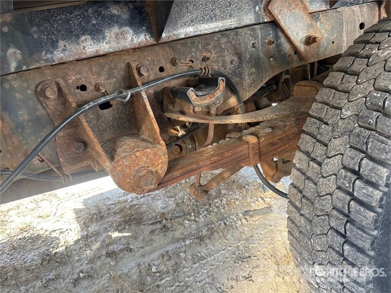 Ford F-450 Pritschenwagen/Pritschenwagen mit Seitenklappe