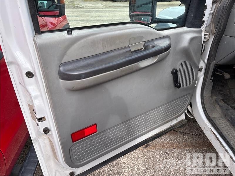 Ford F-450 Sklápěče