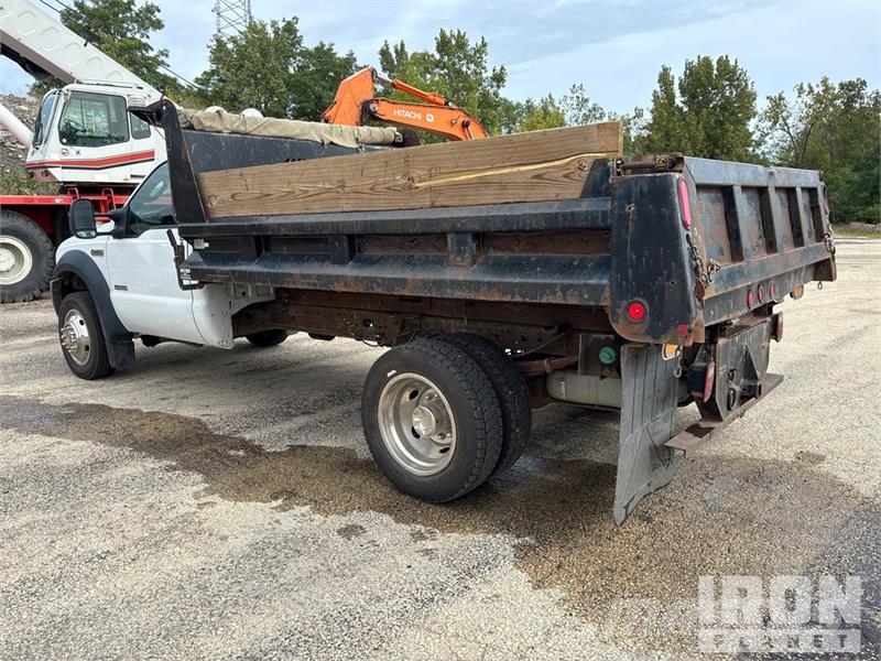 Ford F-450 Sklápěče