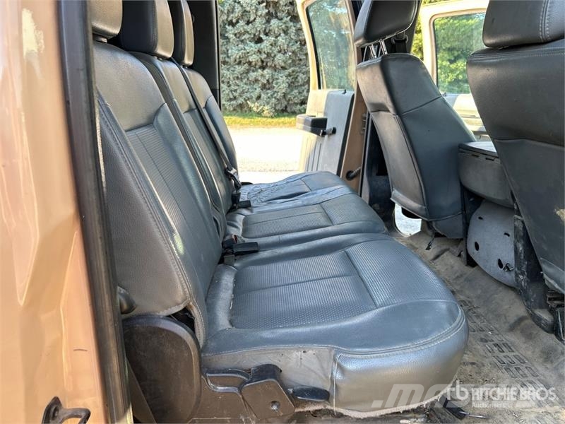 Ford F-450 Savivarčių priekabų vilkikai