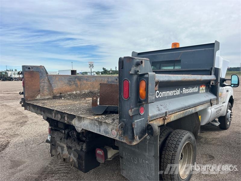 Ford F-450 傾卸式卡車