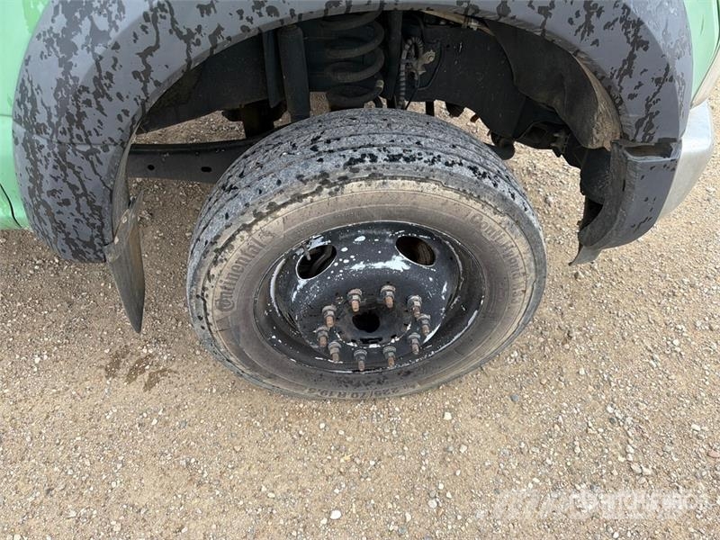 Ford F-450 4x2 Cab and Chassis Kabine i unutrašnjost