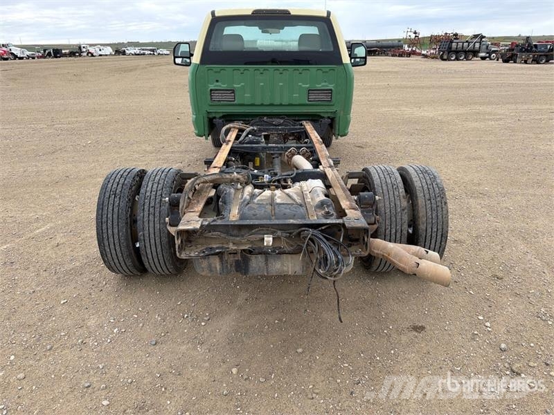 Ford F-450 4x2 Cab and Chassis Kabine i unutrašnjost