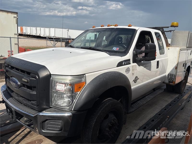 Ford F-450 4x2 Extended Cab Service Truck 都市/通用型車輛