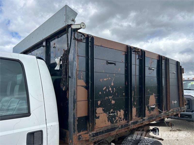 Ford F-450 XL 4x2 Crew Cab Flatbed Dump Truck 傾卸式卡車