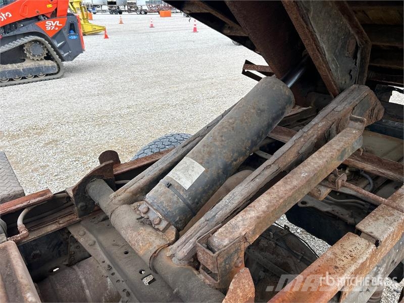 Ford F-450 XL 4x2 Crew Cab Flatbed Dump Truck 傾卸式卡車