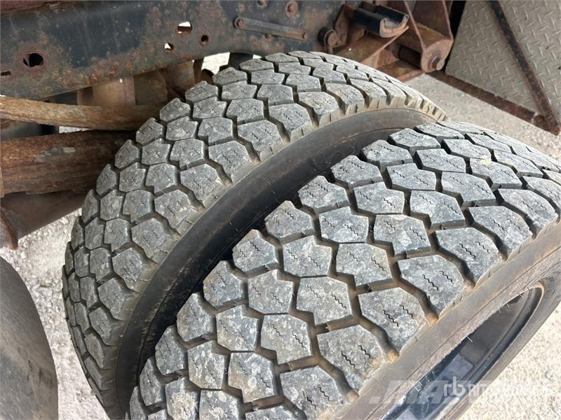 Ford F-450 XL 4x2 Crew Cab Flatbed Dump Truck 傾卸式卡車