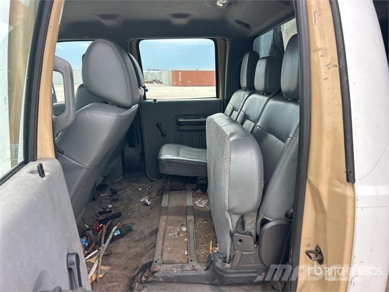 Ford F-450 XL 4x2 Crew Cab Flatbed Dump Truck 傾卸式卡車