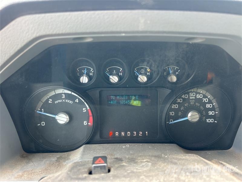 Ford F-450 XL 4x2 Crew Cab Flatbed Dump Truck 傾卸式卡車