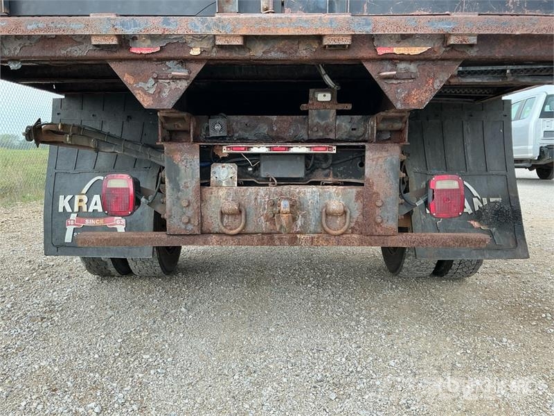 Ford F-450 XL 4x2 Crew Cab Flatbed Dump Truck Pašizgāzējs