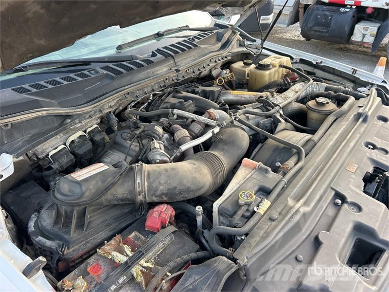 Ford F-450 XL 4x2 Extended Cab Utility Truck Flakbilar/Pickuper