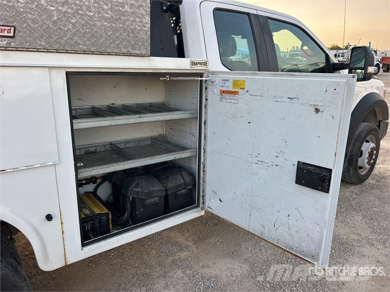 Ford F-450 XL 4x2 Extended Cab Utility Truck Flakbilar/Pickuper