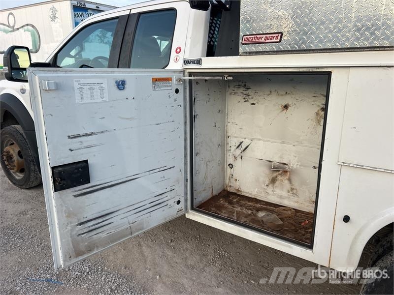 Ford F-450 XL 4x2 Extended Cab Utility Truck Flakbilar/Pickuper
