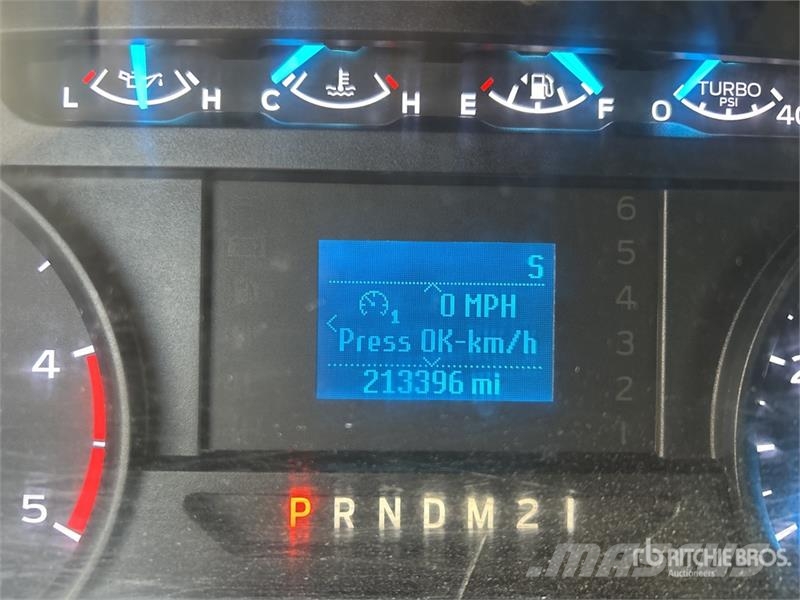 Ford F-450 XL 4x2 Extended Cab Utility Truck Flakbilar/Pickuper