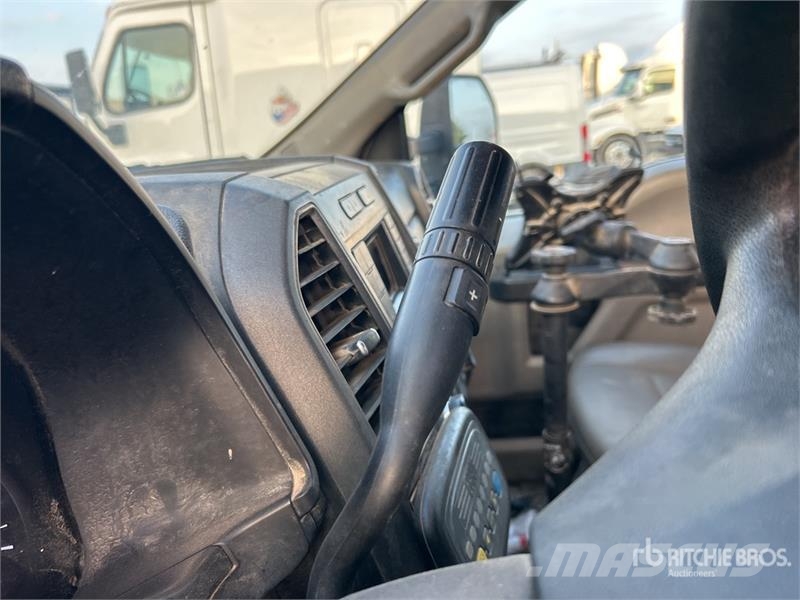 Ford F-450 XL 4x2 Extended Cab Utility Truck Flakbilar/Pickuper
